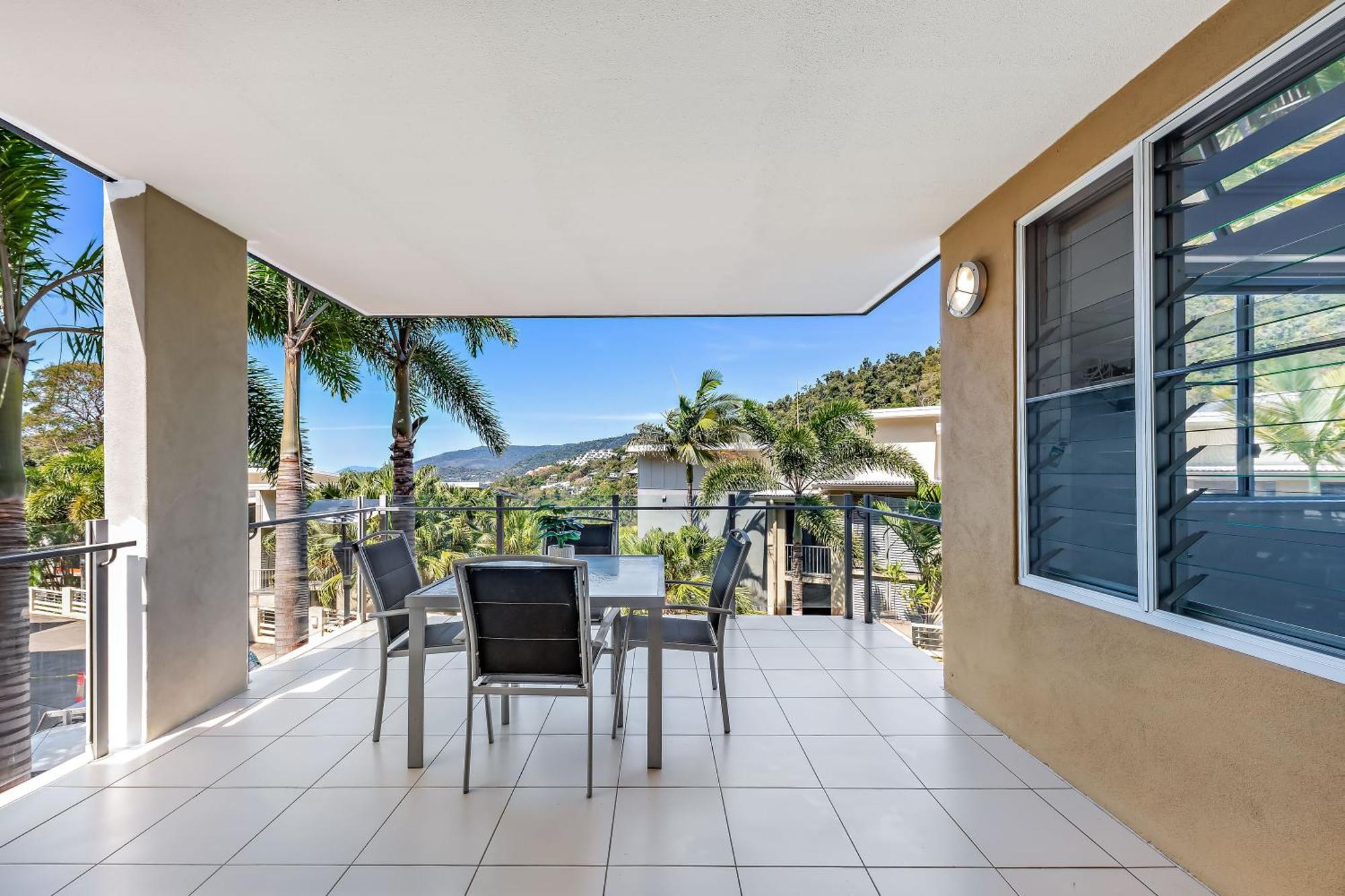 Airlie Summit Apartments Airlie Beach Dış mekan fotoğraf