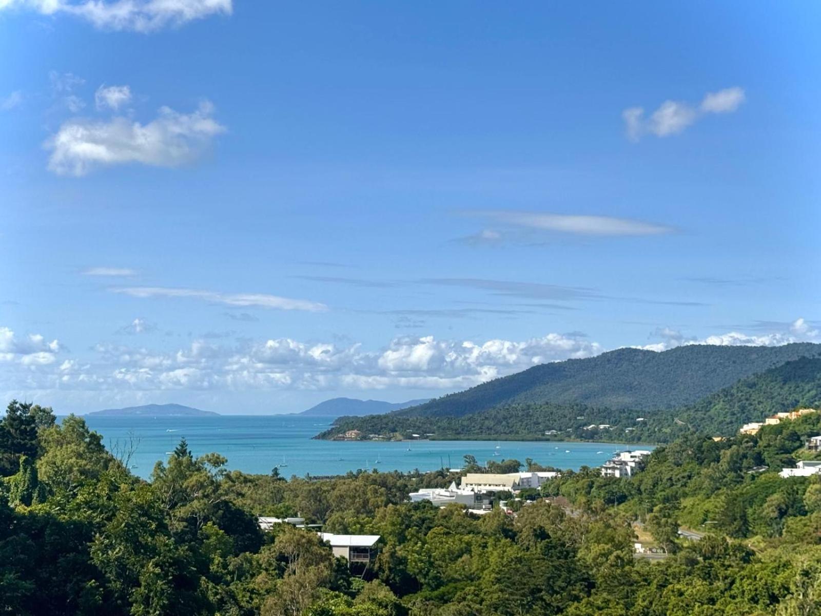 Airlie Summit Apartments Airlie Beach Dış mekan fotoğraf